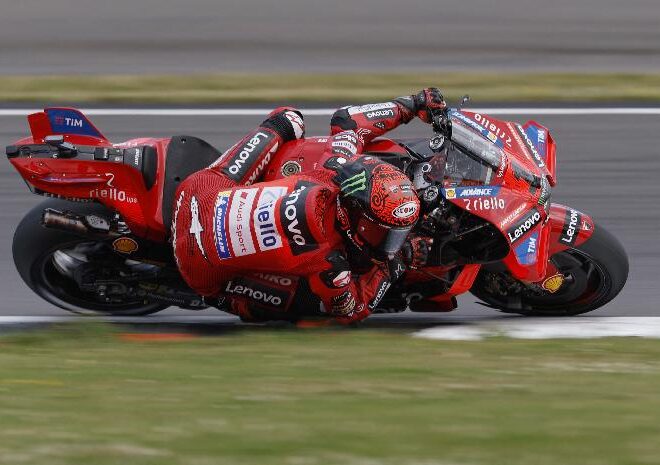 MotoGP Valencia: Pembalap Spanyol Dominasi Sirkuit